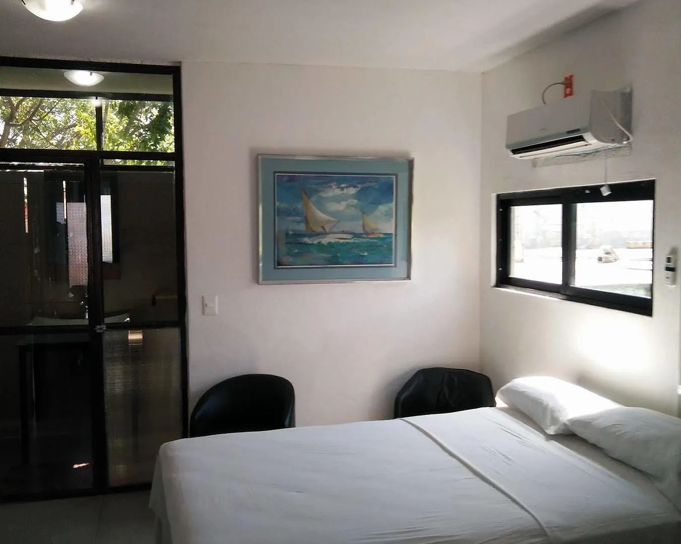 Buenos Días Guest House Puerto Morelos